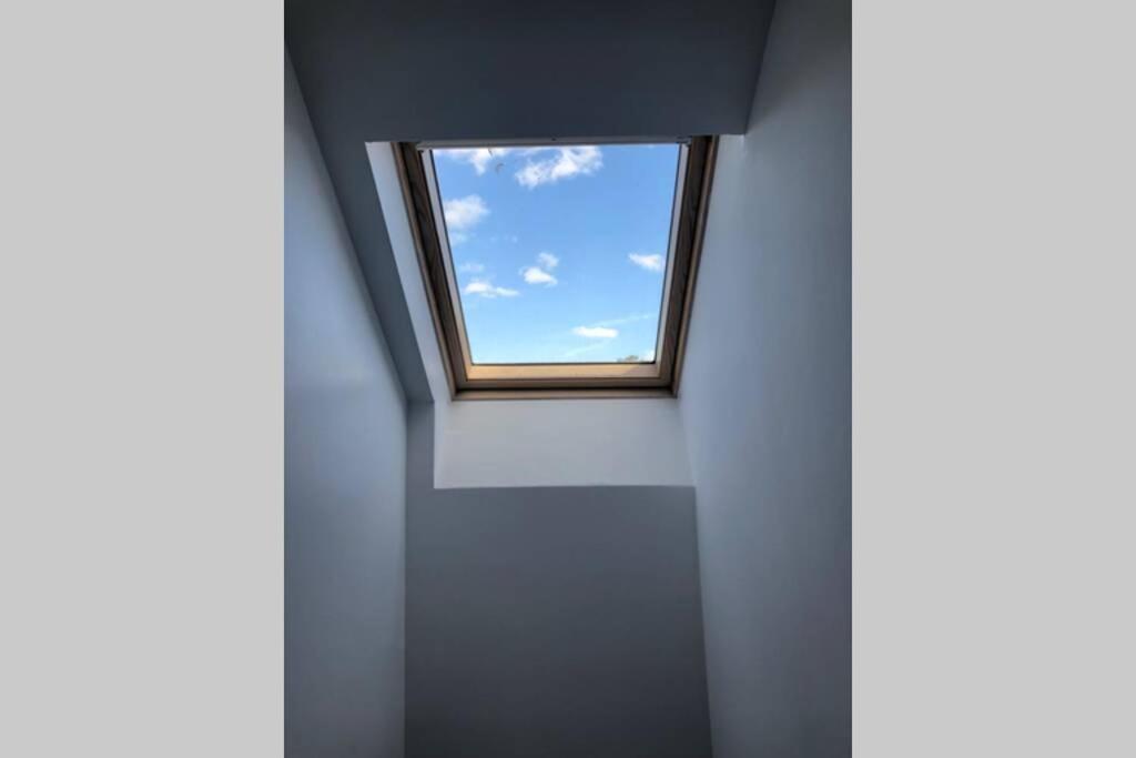 F5 Private Double Room Лондон Экстерьер фото